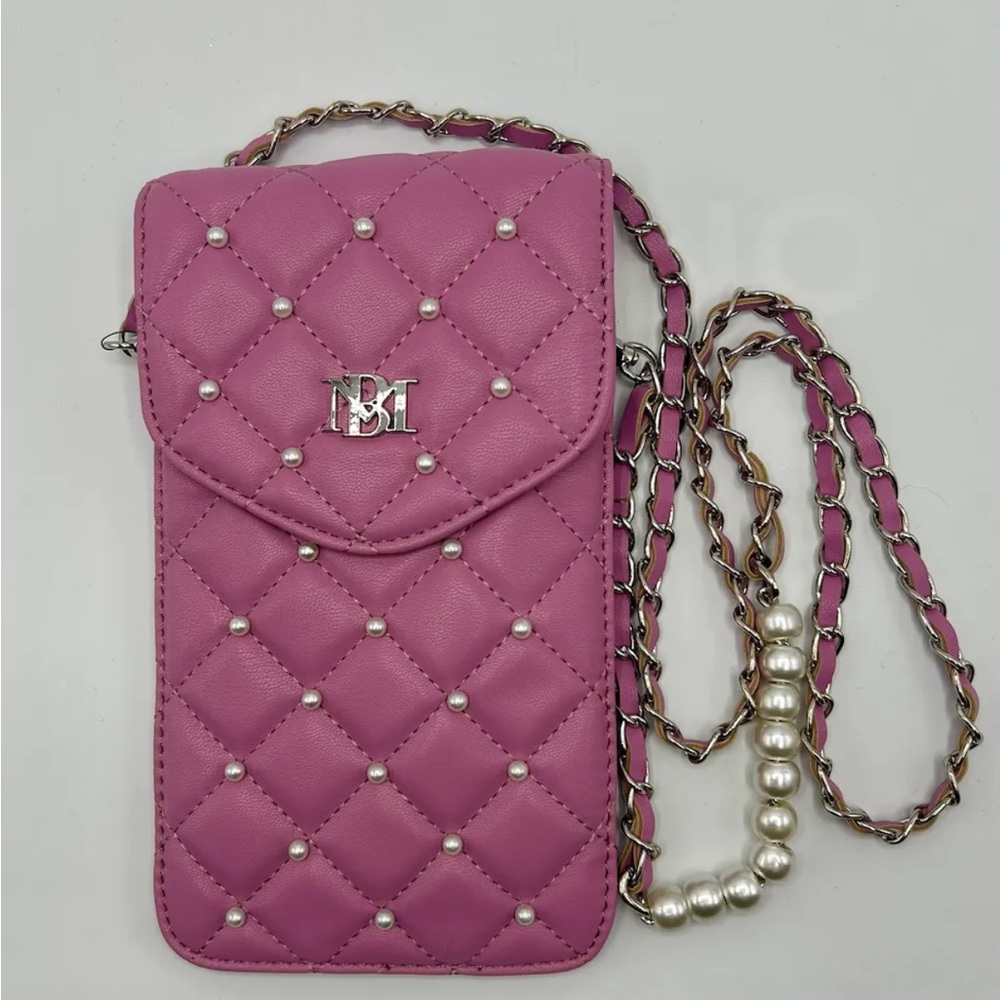 BADGLEY MISCHKA NWT Pearl Strap Phone Case Crossbody Bag